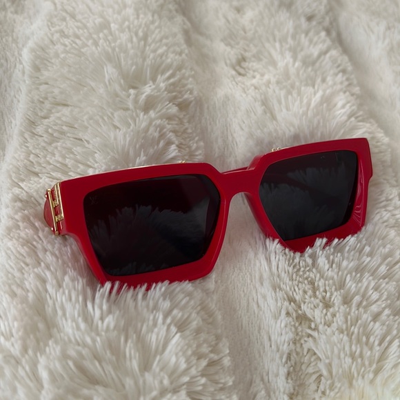 Louis Vuitton Accessories - louis vuitton sunglasses